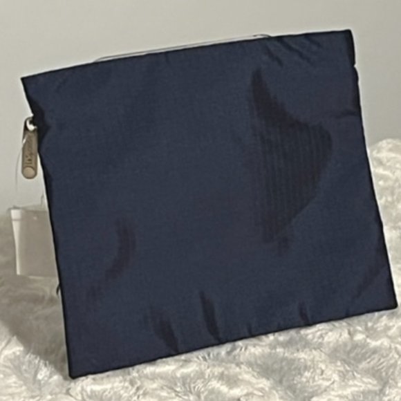 Le SPORTSAC Navy Blue Cosmetic Or General Purpose Pouch NWOT - Picture 3 of 6